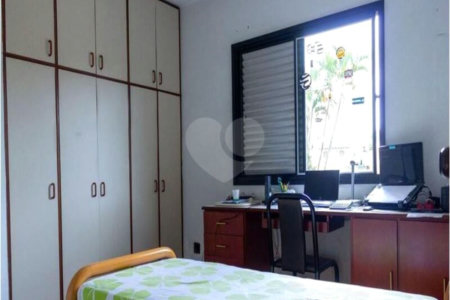 Apartamento com 04 Dorm 04 Suítes 04 Vagas na Saúde para venda ou locação.