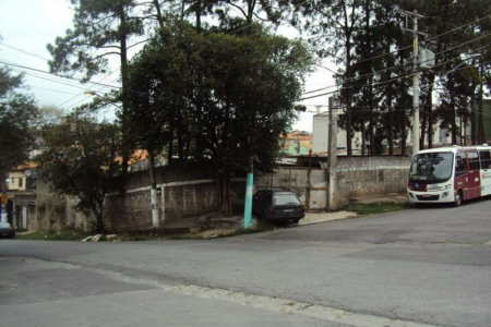 Terreno à venda em Jardim Mitsutani, São Paulo, SP
