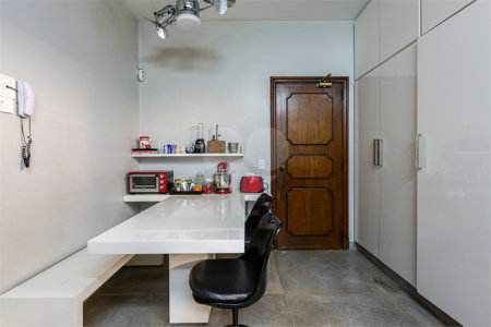 Casa Térrea à venda com 3 quartos, sendo 1 suíte, em Alto de Pinheiros, São Paulo, SP
