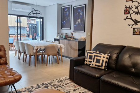 Apartamento à venda com 3 quartos, sendo 1 suíte, em Vila Paulicéia, São Paulo, SP