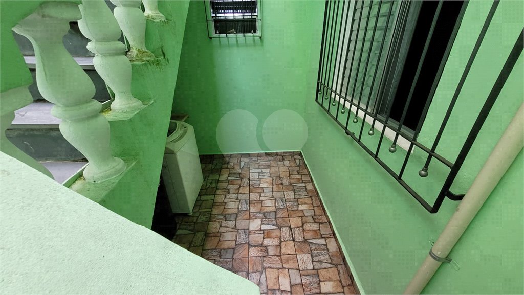 Casa à venda com 4 quartos, sendo 1 suíte, em Parque Maria Domitila, São Paulo, SP