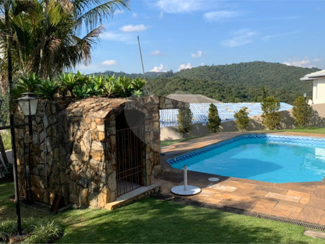 Casa à venda com 5 quartos, sendo 2 suítes,  em Serra da Cantareira, Mairiporã, SP