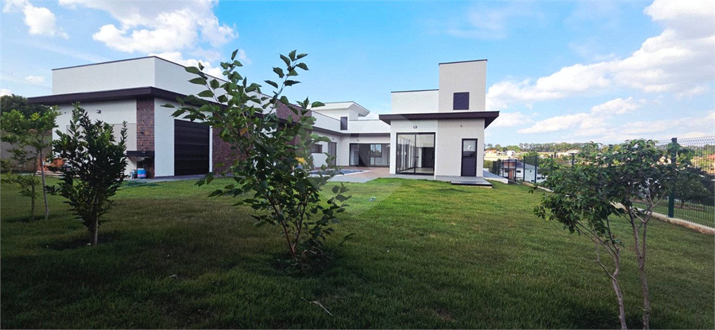 Casa à venda com 4 suítes no condomínio Residencial Dacha, Sorocaba - SP