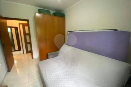 Casa à venda com 3 quartos, sendo 1 suíte, no condomínio Recanto dos Paturis, Vinhedo - SP