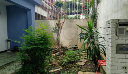 Sobrado à venda com 3 quartos, sendo 1 suíte,  em Vila Mascote, São Paulo, SP