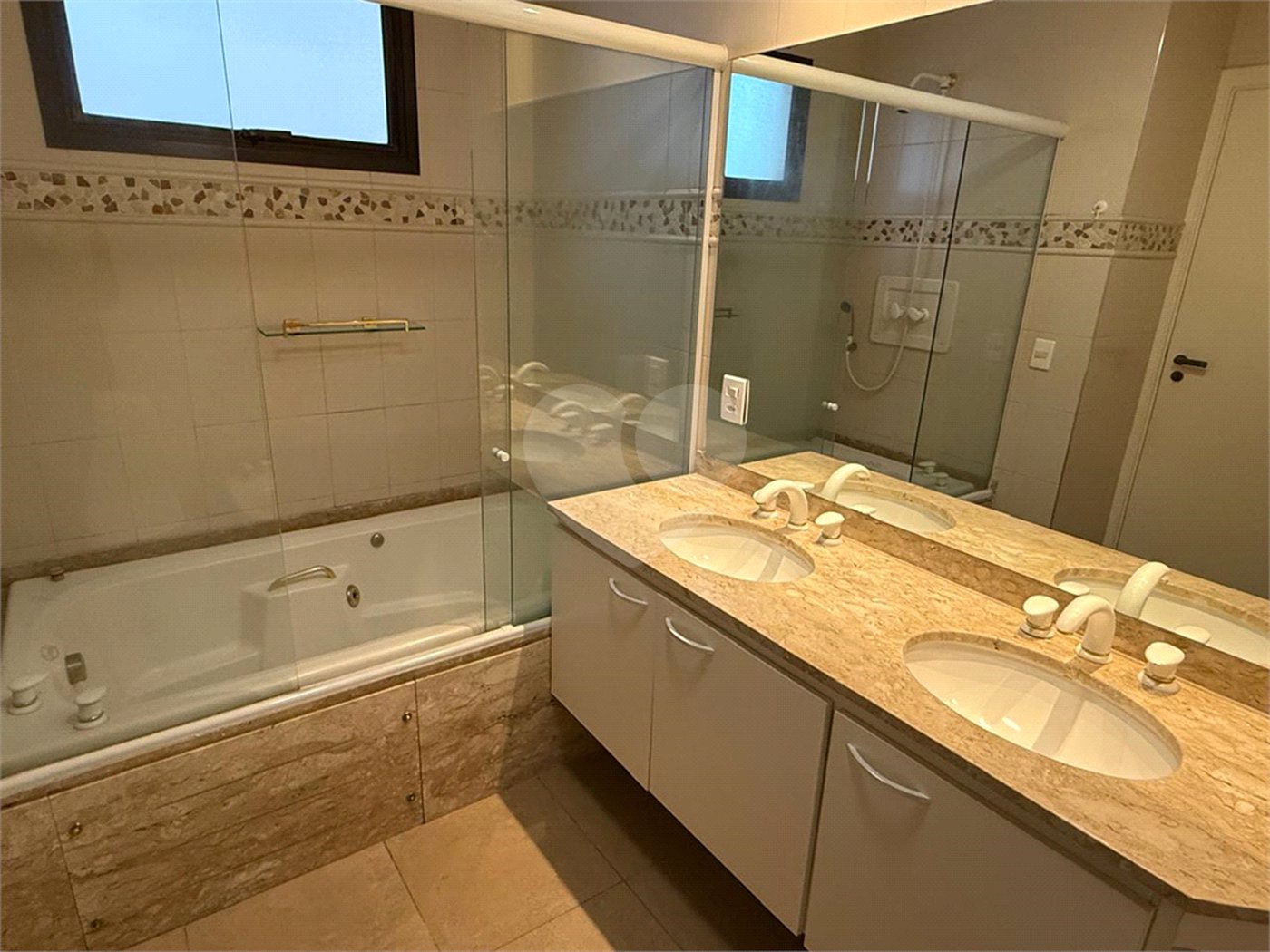 Apartamento à venda com 4 suítes em Santana, São Paulo, SP