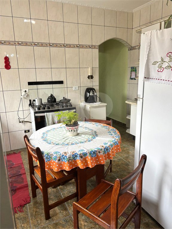 Sobrado à venda com 4 quartos em Tremembé, São Paulo, SP