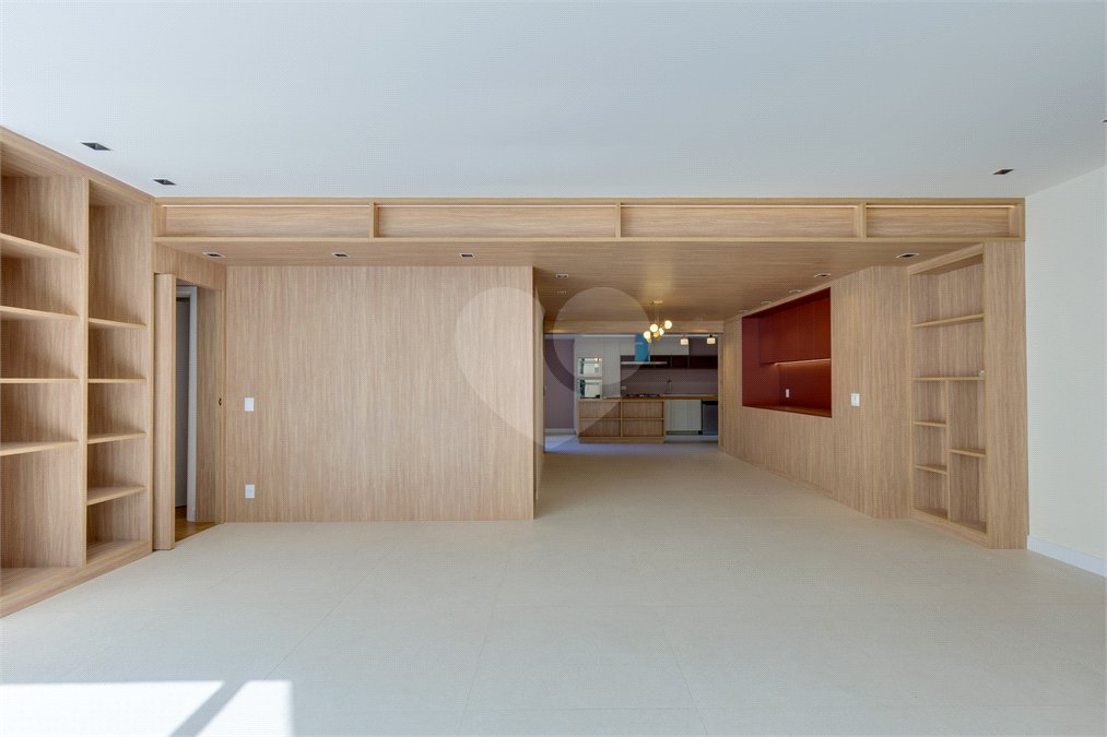 Apartamento à venda com 3 suítes em Chácara Santo Antônio, São Paulo, SP