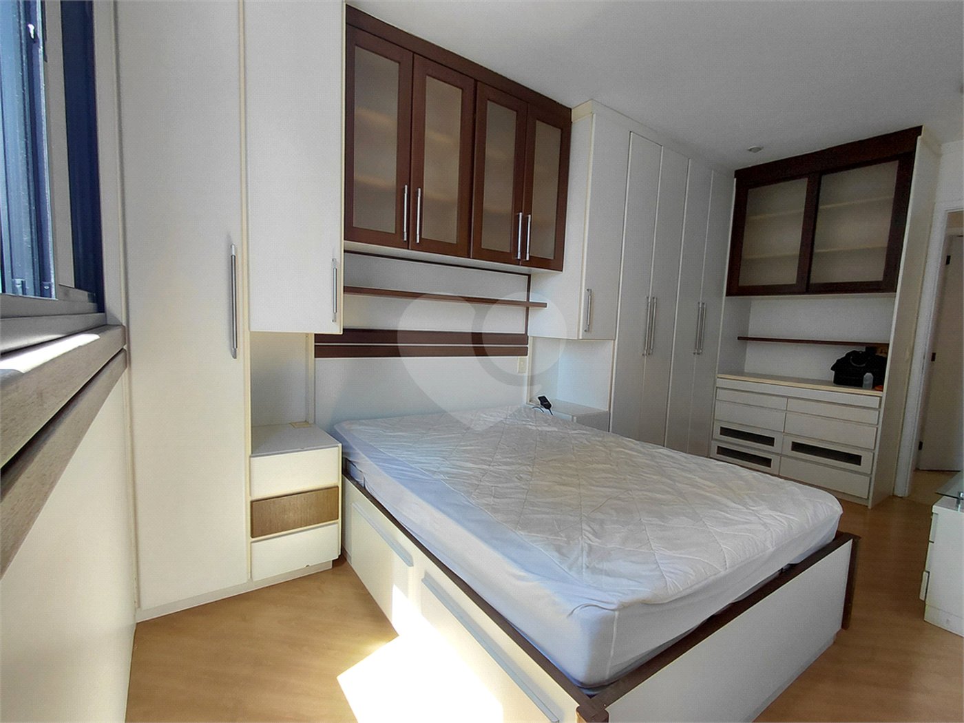 Apartamento à venda com 3 suítes em Vila Romana, São Paulo, SP