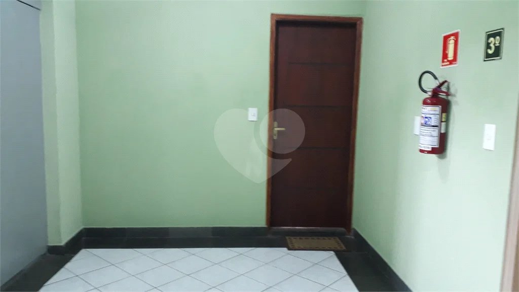 Apartamento à venda com 2 quartos, sendo 1 suíte, em Caiçara, Praia Grande, SP