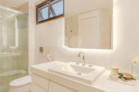 Duplex à venda com 3 quartos, sendo 2 suítes, em Jardim Botânico, Rio de Janeiro, RJ