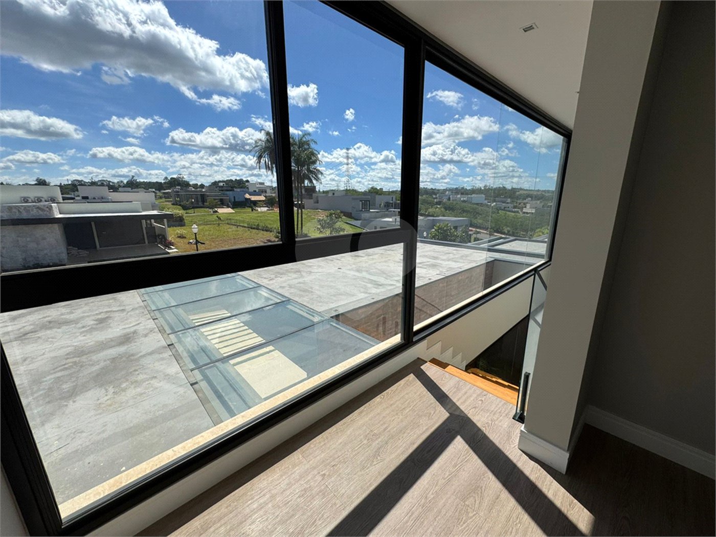 Casa à venda com 4 suítes no condomínio Villas do Golf, Itu - SP