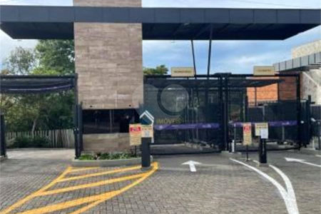 Casa à venda com 4 quartos, sendo 3 suítes,  no condomínio Vale da Santa Fé, Vinhedo - SP