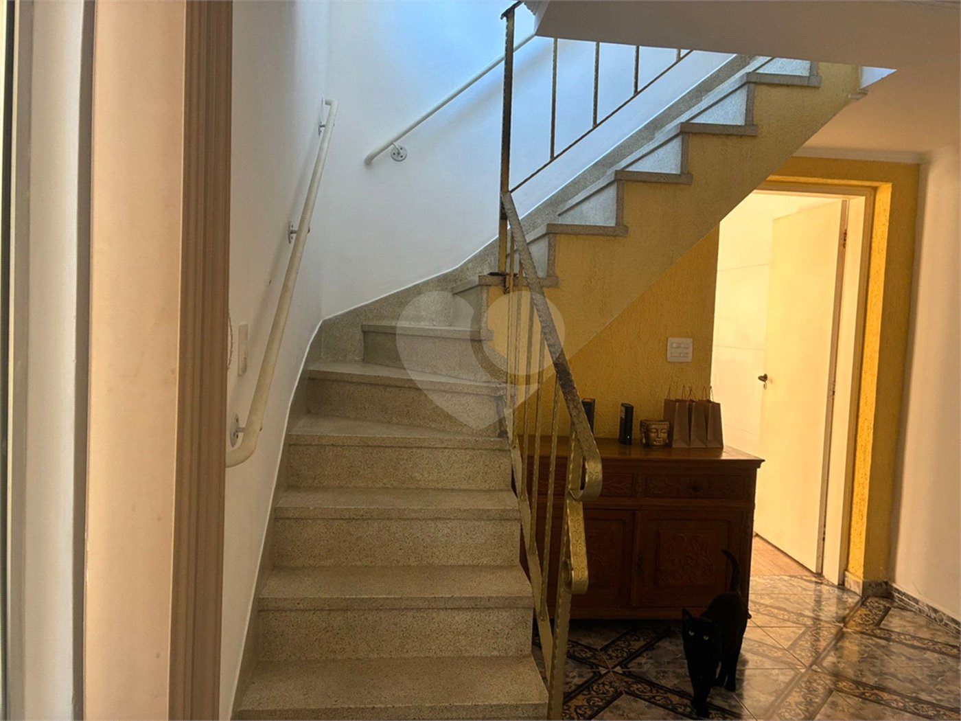 Sobrado à venda com 4 quartos, sendo 1 suíte, em Vila Guilherme, São Paulo, SP