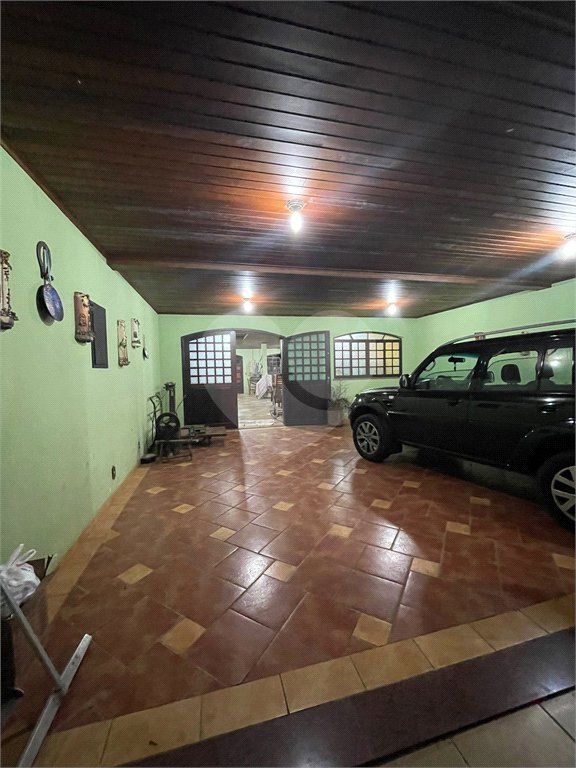 Sobrado à venda com 4 quartos, sendo 1 suíte,  em Vila Suissa, Mogi das Cruzes, SP