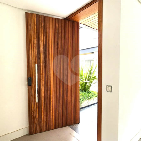 Casa à venda com 4 suítes no condomínio Vila Arese, São Paulo - SP