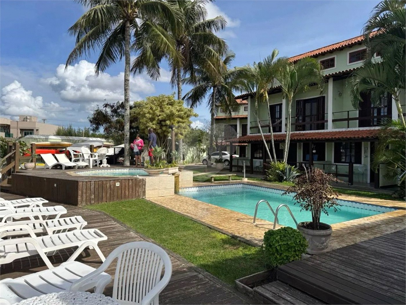 Casa à venda com 3 quartos, sendo 1 suíte, em Ogiva, Cabo Frio, RJ