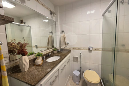 Apartamento à venda com 3 quartos, sendo 1 suíte, em Tijuca, Rio de Janeiro, RJ