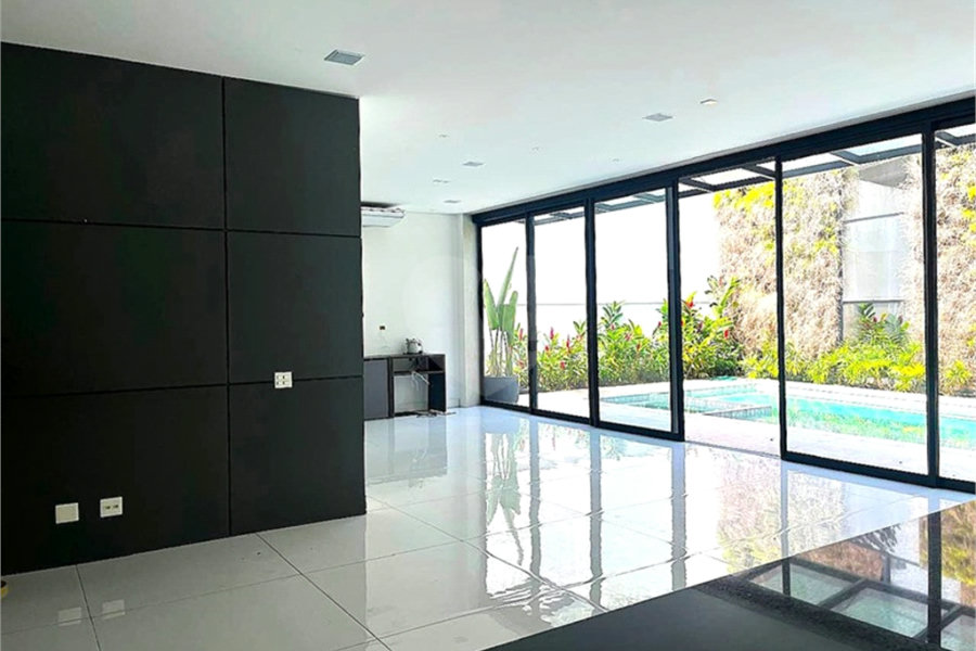 Casa à venda com 5 suítes no condomínio Tamboré II, Santana de Parnaíba - SP