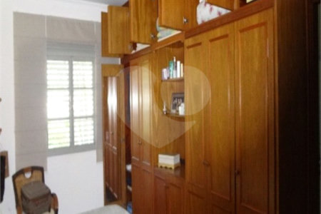 Casa à venda com 4 quartos, sendo 2 suítes,  no condomínio Acmti - Colinas do Mosteiro, Terras de Itaici e Recanto dos Pássaros, Indaiatuba - SP