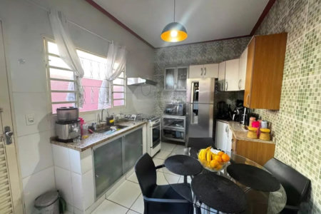 Casa à venda com 3 quartos, sendo 1 suíte, em Vila Maria Isabel, Itapetininga, SP