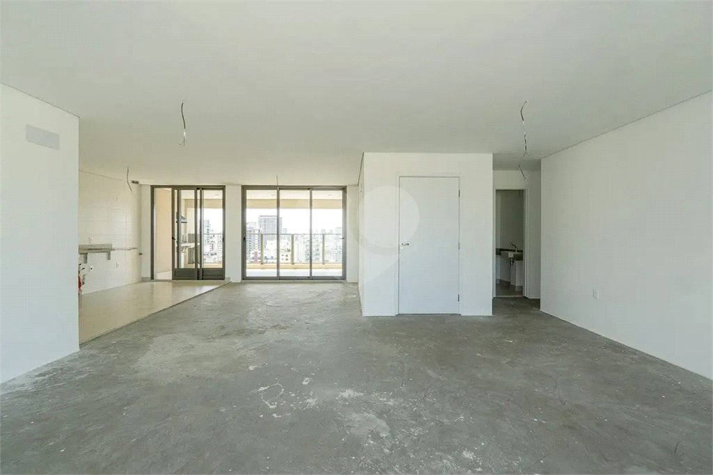 Apartamento à venda com 4 quartos, sendo 3 suítes, em Campo Belo, São Paulo, SP