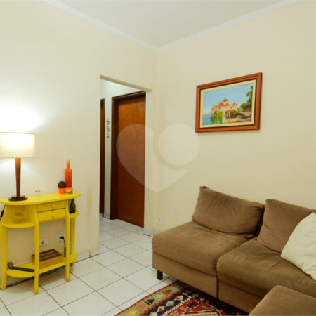 Casa à venda com 4 quartos, sendo 1 suíte, em Jardim Nova Taboão, Guarulhos, SP