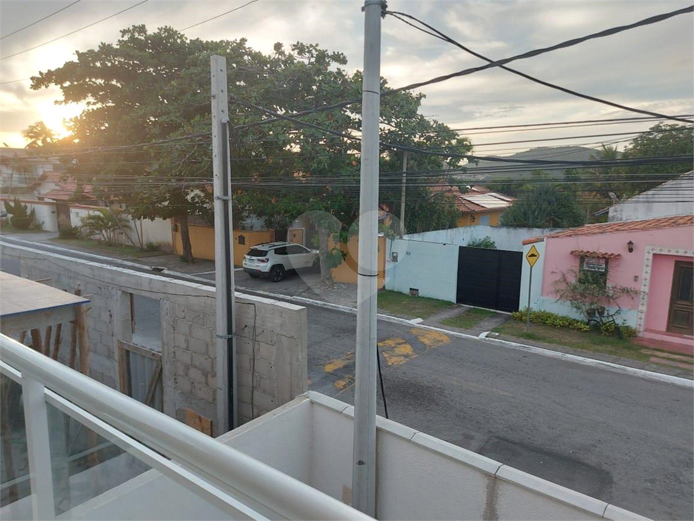 Casa à venda com 4 quartos, sendo 1 suíte,  em Ogiva, Cabo Frio, RJ