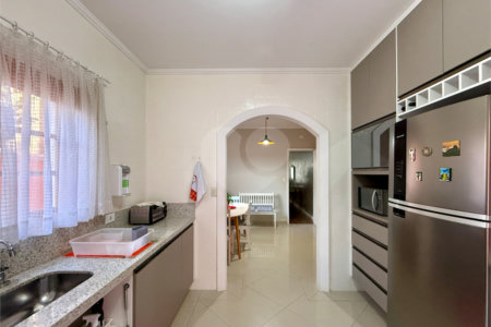 Sobrado à venda com 3 quartos, sendo 1 suíte, em Campo Grande, São Paulo, SP
