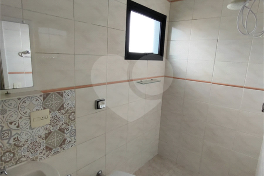 Apartamento à venda com 3 quartos, sendo 1 suíte,  em Vila Ester (zona Norte), São Paulo, SP