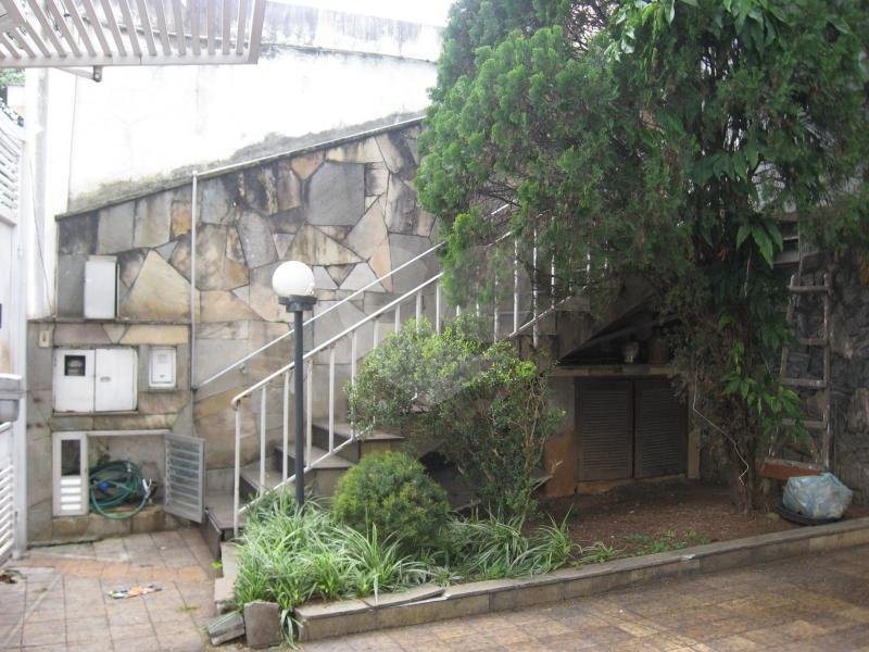 Sobrado à venda com 4 quartos, sendo 1 suíte, em Palmas do Tremembé, São Paulo, SP