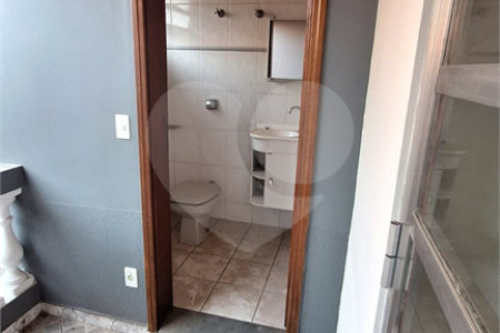 Sobrado à venda com 2 suítes em Jardim Itamaracá, Indaiatuba, SP