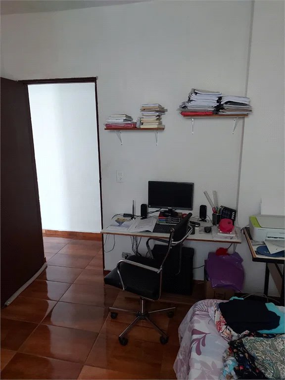 Casa à venda com 4 quartos, sendo 1 suíte, em Vila Pirajussara, São Paulo, SP