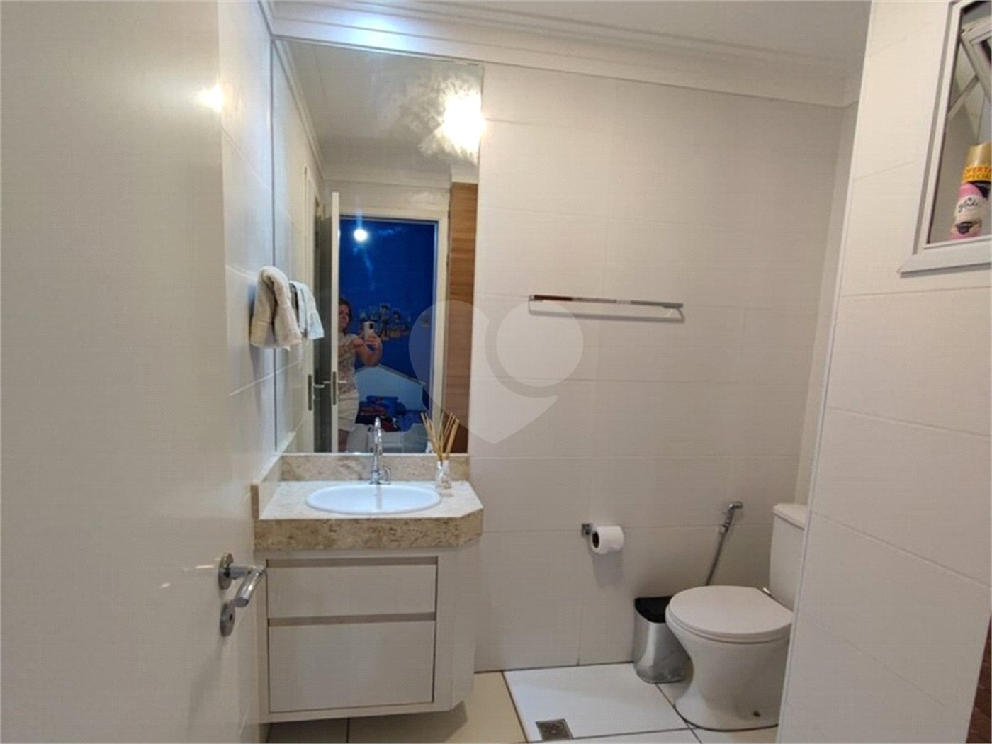 Apartamento à venda com 3 quartos, sendo 2 suítes, em Parque Industrial, Itu, SP