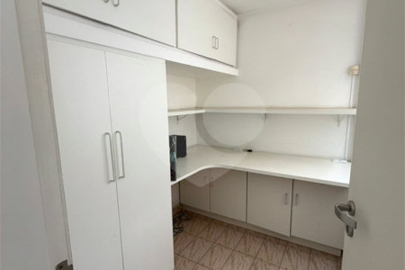 Apartamento à venda com 3 quartos, sendo 1 suíte, em Santa Cecília, São Paulo, SP