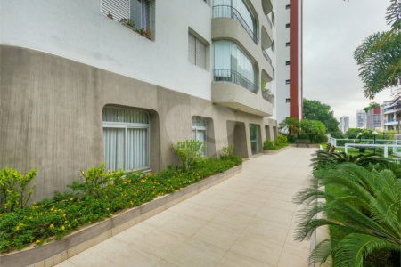 Apartamento à venda com 3 quartos, sendo 1 suíte, em Vila Madalena, São Paulo, SP