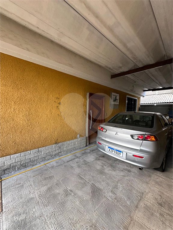 Casa à venda com 3 quartos em Santa Cruz, Rio de Janeiro, RJ