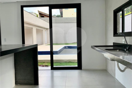 Sobrado à venda com 3 suítes em Vila Esperia Ou Giglio, Atibaia, SP