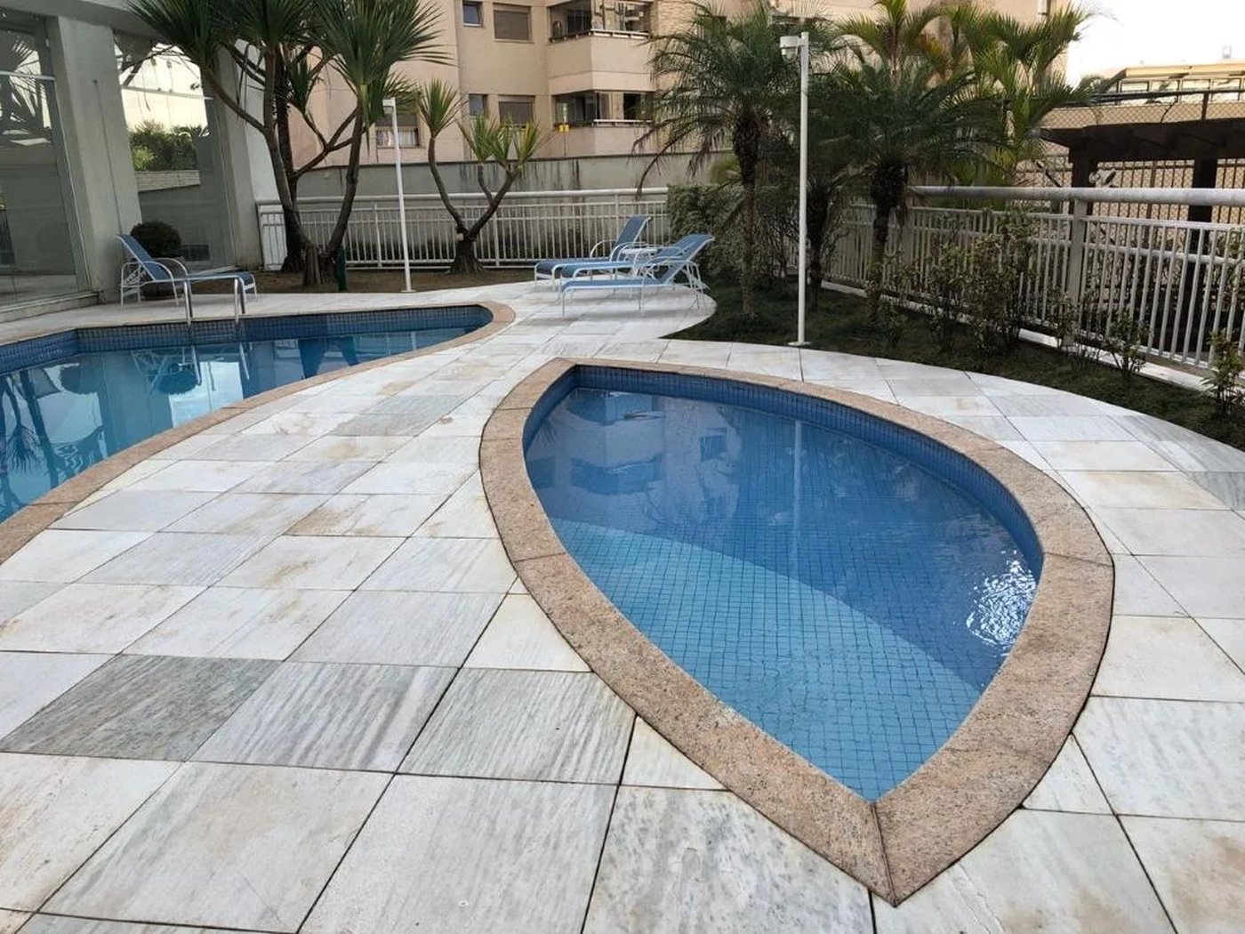 Apartamento à venda com 3 suítes em Vila Suzana, São Paulo, SP