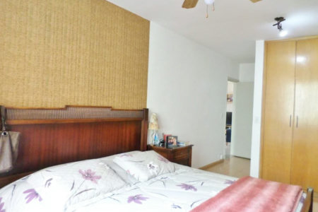 Casa à venda com 4 quartos, sendo 2 suítes, em Jardim Leonor, São Paulo, SP