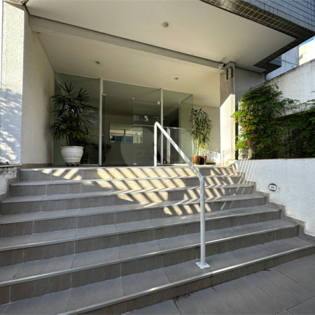 Apartamento à venda com 3 quartos, sendo 1 suíte, em Vila Andrade, São Paulo, SP