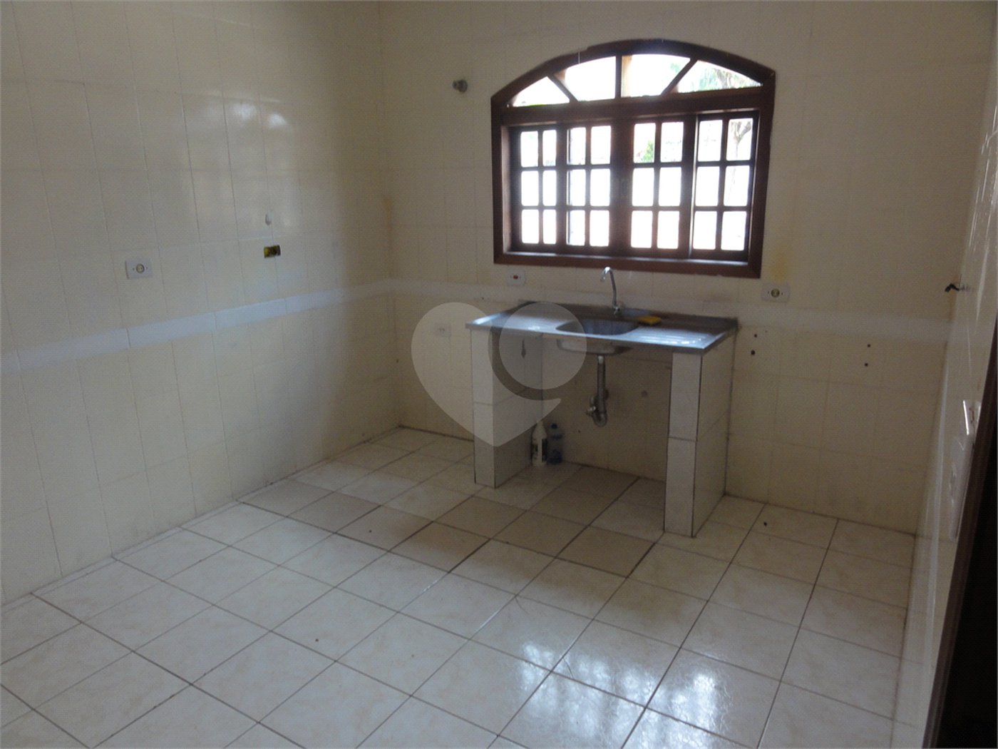 Casa Térrea à venda ou para alugar com 4 quartos em Jardim Floresta, São Paulo, SP