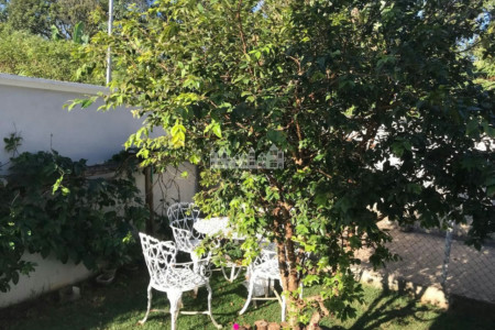 Casa à venda com 5 quartos, sendo 3 suítes, em Loteamento Jardim Morumbi, Atibaia, SP