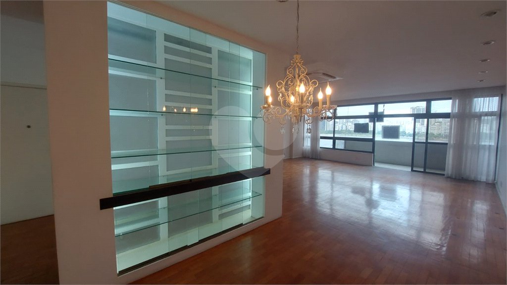 Apartamento à venda com 3 quartos, sendo 1 suíte, em Botafogo, Rio de Janeiro, RJ