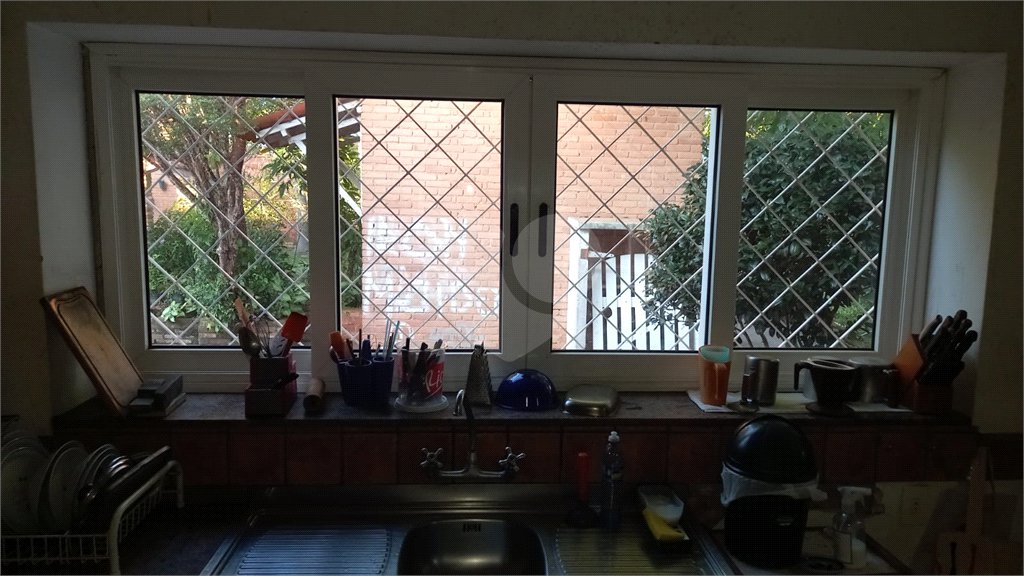 Casa à venda ou para alugar com 4 quartos, sendo 1 suíte, no Centro, Vinhedo, SP