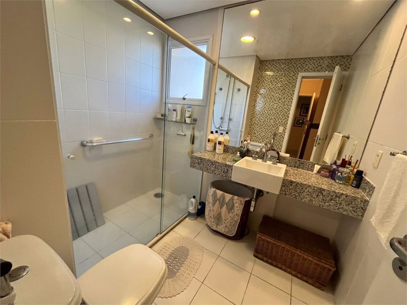 Apartamento Residencial à venda, Vila Luis Antônio, Guarujá - AP1540.