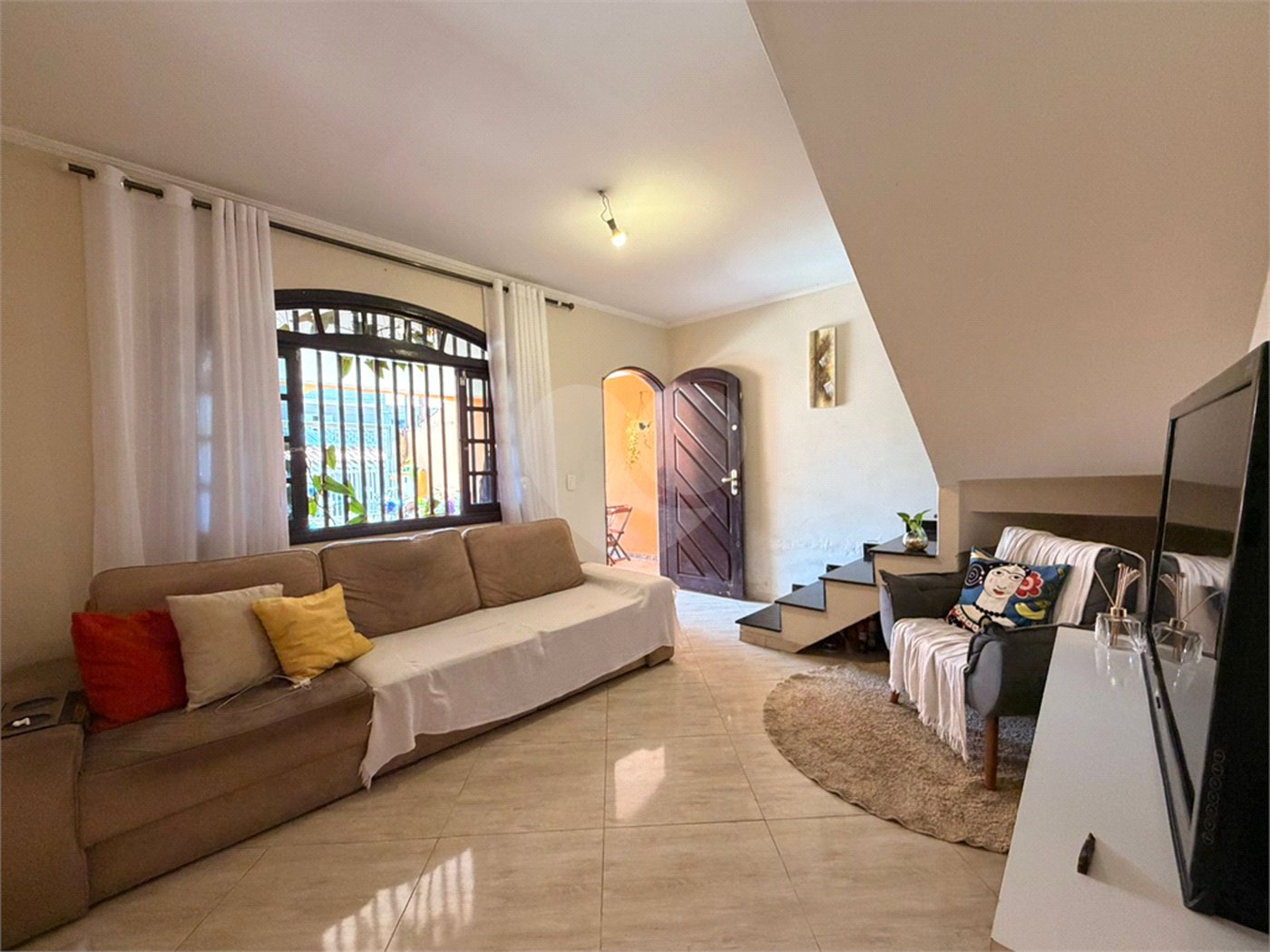 Sobrado à venda com 3 quartos, sendo 1 suíte, em Jardim Califórnia, Sorocaba, SP