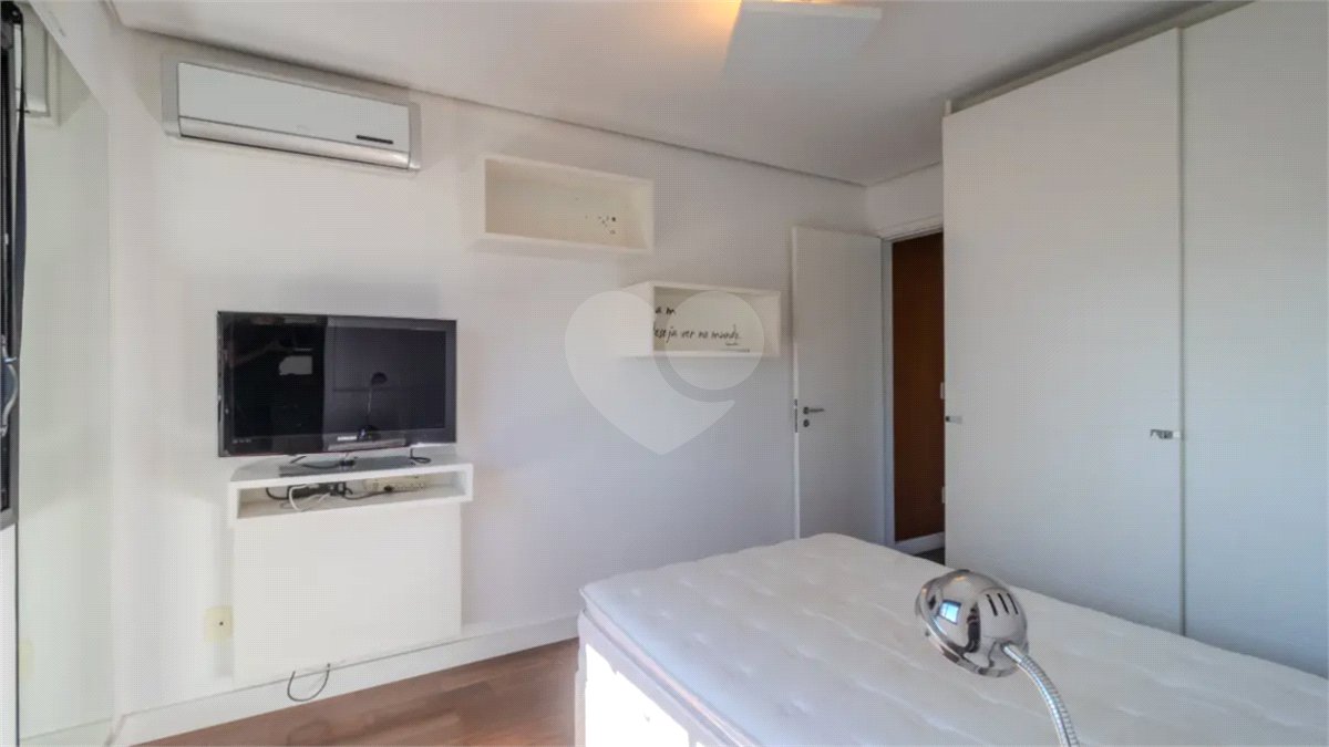 Apartamento à venda com 4 quartos, sendo 3 suítes, em Cidade Monções, São Paulo, SP