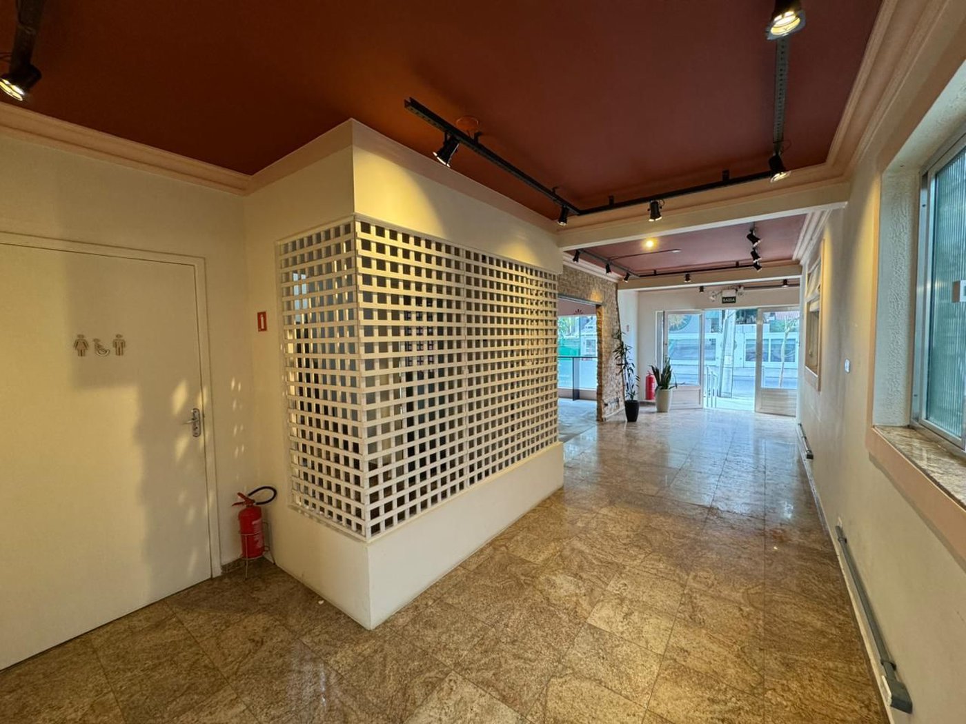 Casa com 4 dormitórios, 324 m² de área total- venda por R$ 3.200.000 ou aluguel por R$ 16.000/mês + IPTU - Aparecida - Santos/SP