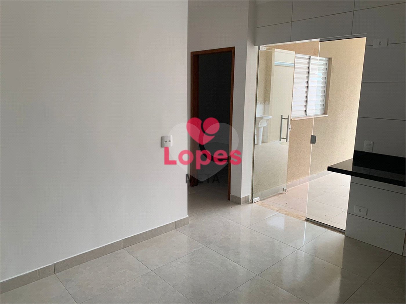 Casa à venda com 2 quartos, sendo 1 suíte, em Conjunto Residencial Dom Pedro Ii, São José dos Campos, SP